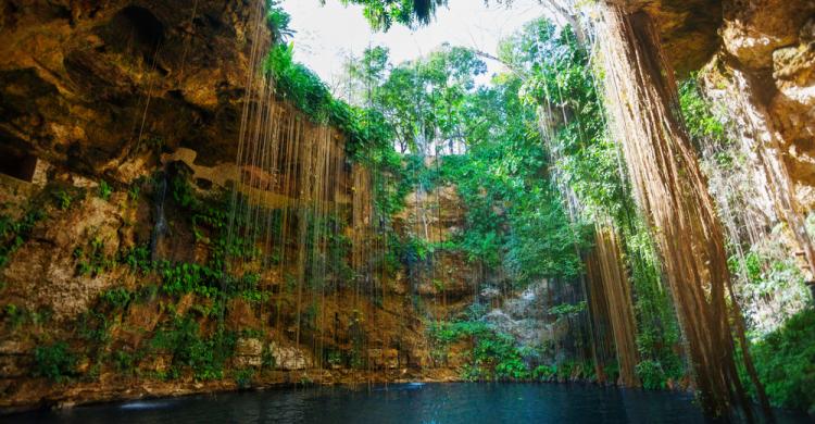 Cenote Sagrado