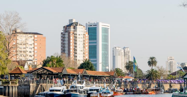 Vistas de la ciudad desde el Río de la Plata