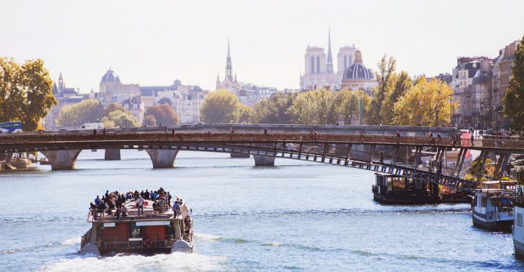 Crucero por el río Sena
