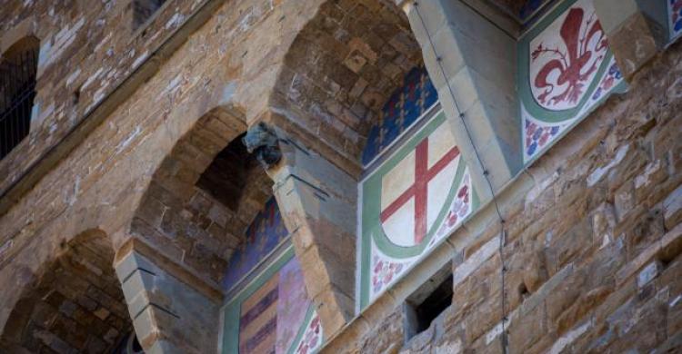 Escudos en la fachada del Palazzo Vecchio