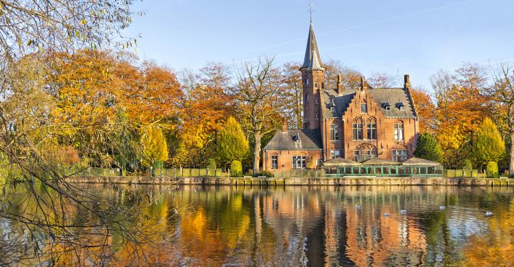 Lago del Amor, Brujas