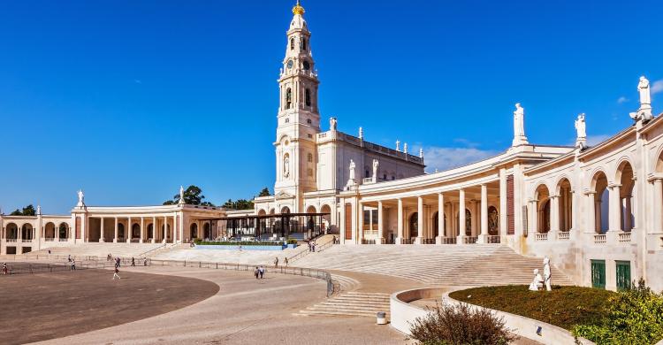 Vistas de la plaza del Santuario de Fátima