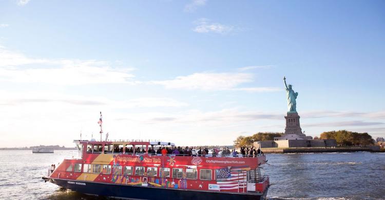 La estatua de la Libertad desde el Ferry