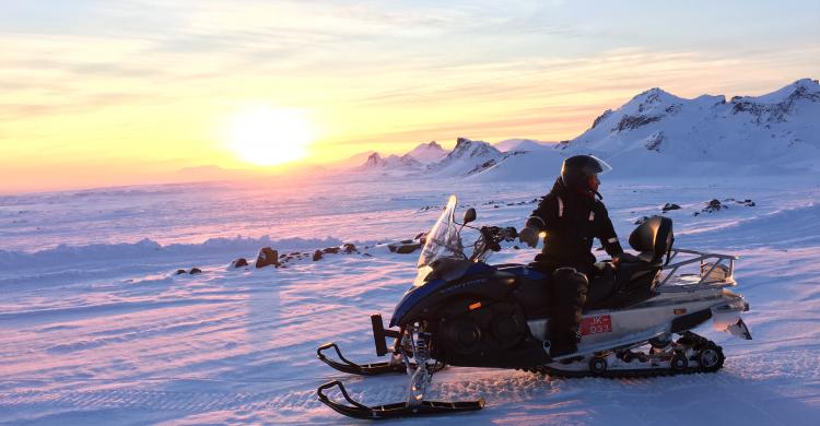 Paseo en motonieve por el glaciar Langjökull