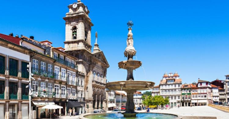 Centro histórico de Guimarães "la cuna de Portugal"