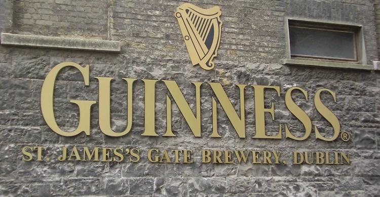 Fachada de la Fábrica de Guinness