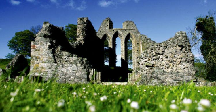 Inch Abbey, el campamento de Robb Stark