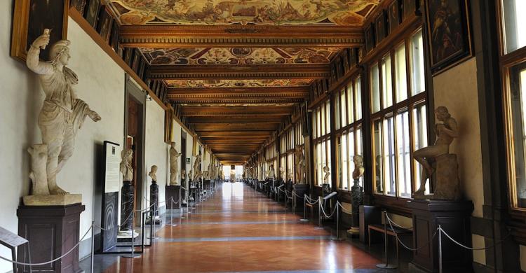Corredor Este de las Galerías Uffizi