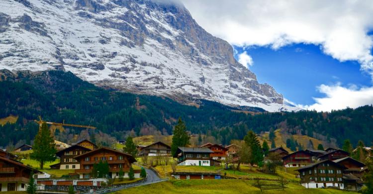 Estampa típica de los Alpes suizos