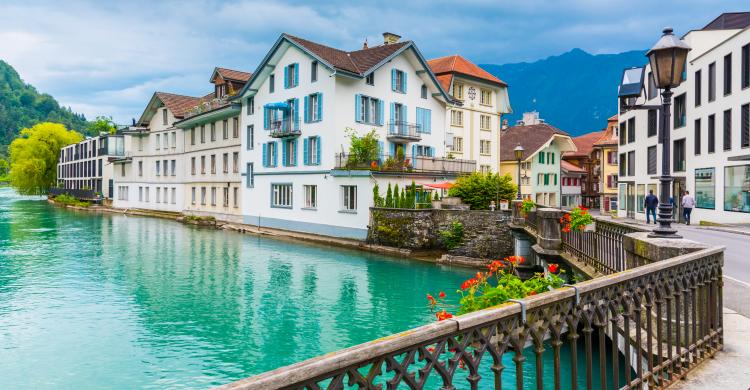 Interlaken y el Lago Thun