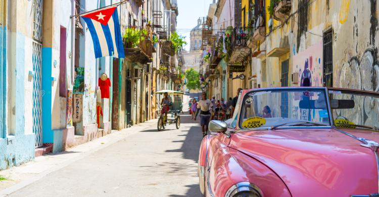 Coche clásico en La Habana