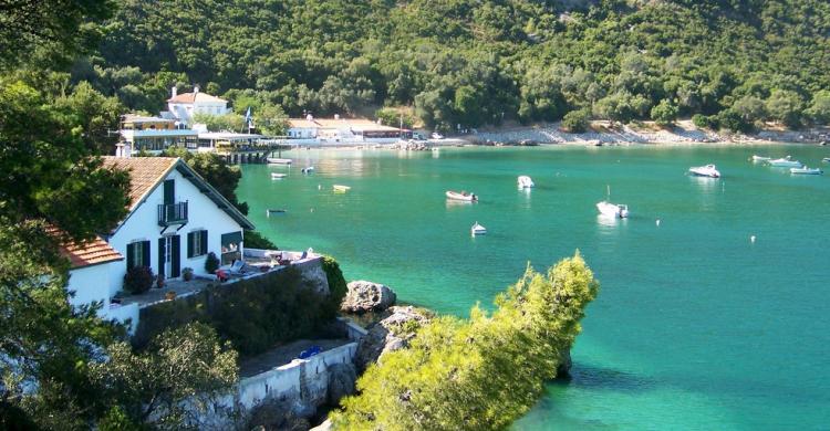 El puerto de la localidad costera de Arrábida