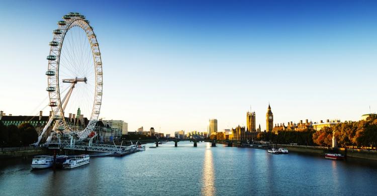 London Eye y el río Támesis de Londres