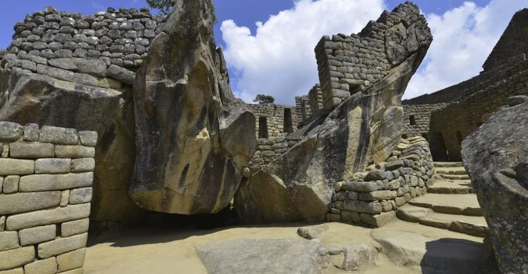 Estructuras de piedra tallada