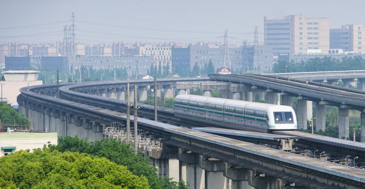 Maglev, el tren de levitación magnética más rápido del mundo