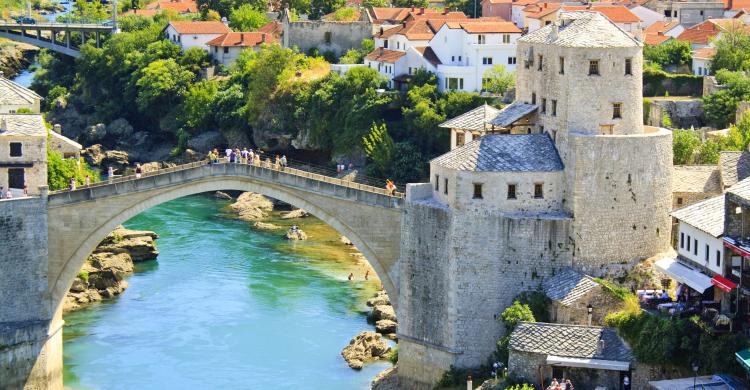 Puente Stari Most en Mostar 