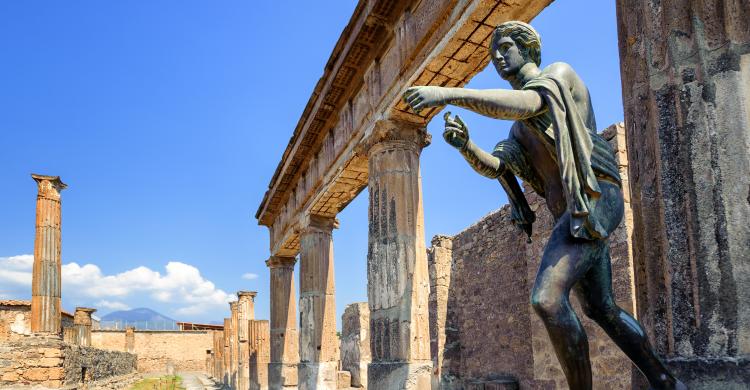 Templo y estatua de Apolo en Pompeya 