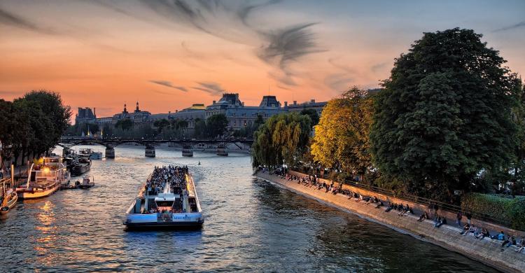 Crucero por el Río Sena de París