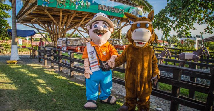 Personajes animados del Parque Los Arrieros