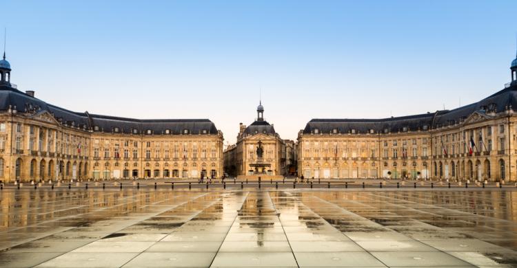 Espejo de agua en la Place de la Bourse