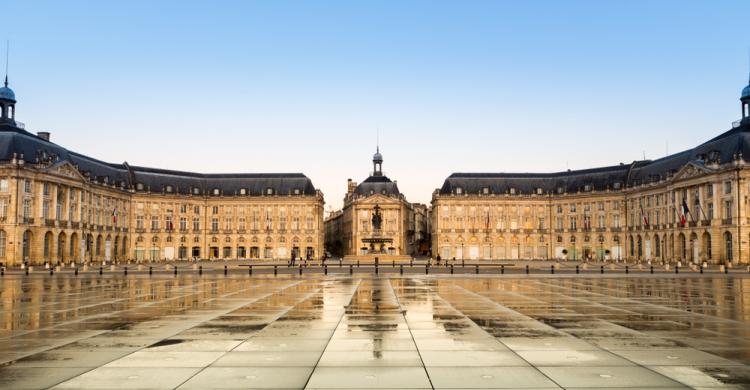 Espejo de agua en la Place de la Bourse