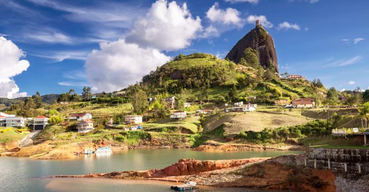 Piedra del Peñol - Colombia