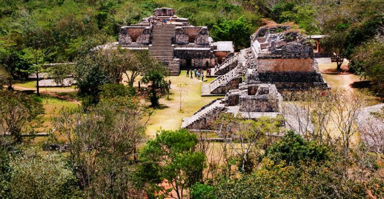 Vistas panorámicas de la ciudad maya Cobá