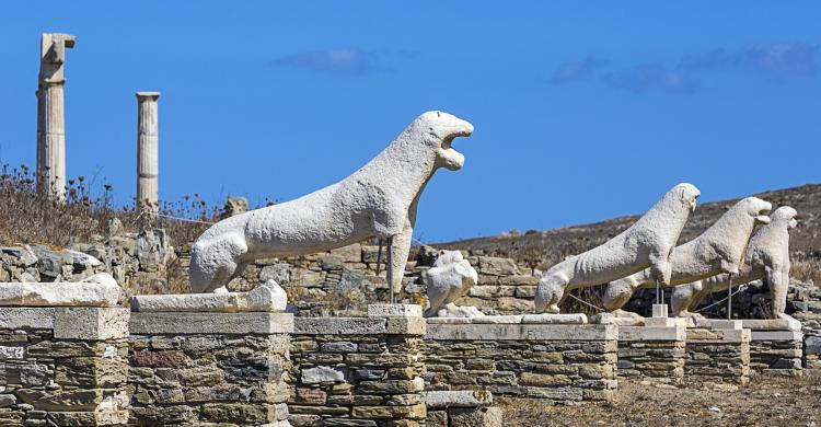 Los Leones de Naxos en Delos