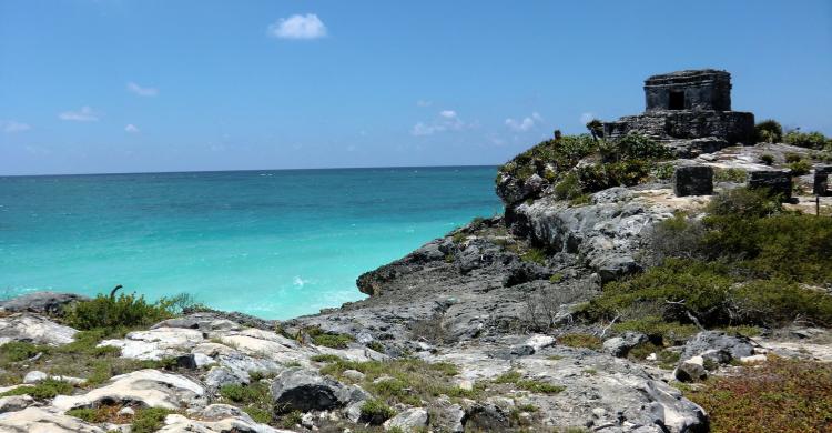 Faro de Tulum