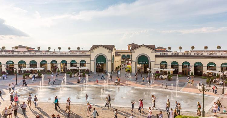 Outlet McArther Glen Designer de Serravalle