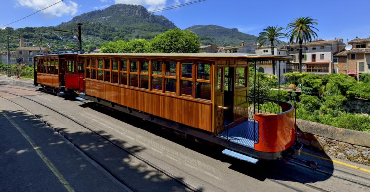 Tren de madera de Sóller (1912) hasta Son Reus