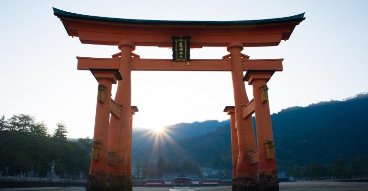 Torii del santuario de Itsukushima