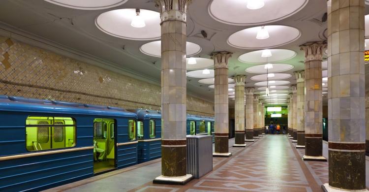 Andenes de la estación Novoslobodskaya
