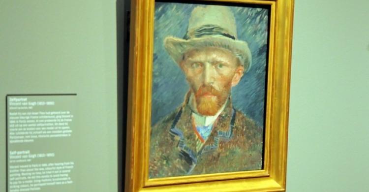 Visita el Museo Van Gogh junto a un guía en español
