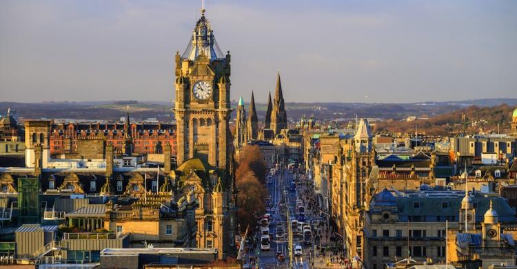 Vista panorámica de la ciudad de Edimburgo