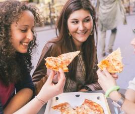 comer barato pizza