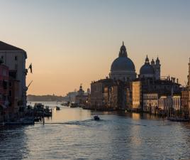 Vistas desde la galería de la Academia de Venecia