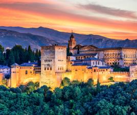 Atardecer en la ciudad de Granada