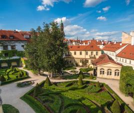 Vista aérea del jardín Vrtba, Praga
