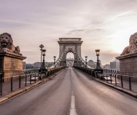 llegar coche budapest