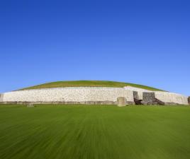 newgrange tumba