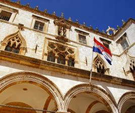 palacio sponza