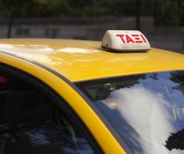 taxi atenas