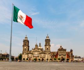 Zócalo, Plaza de la Constitución. 