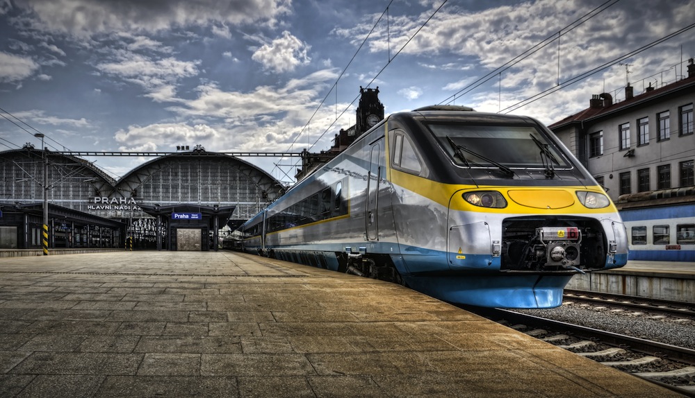 tren praga