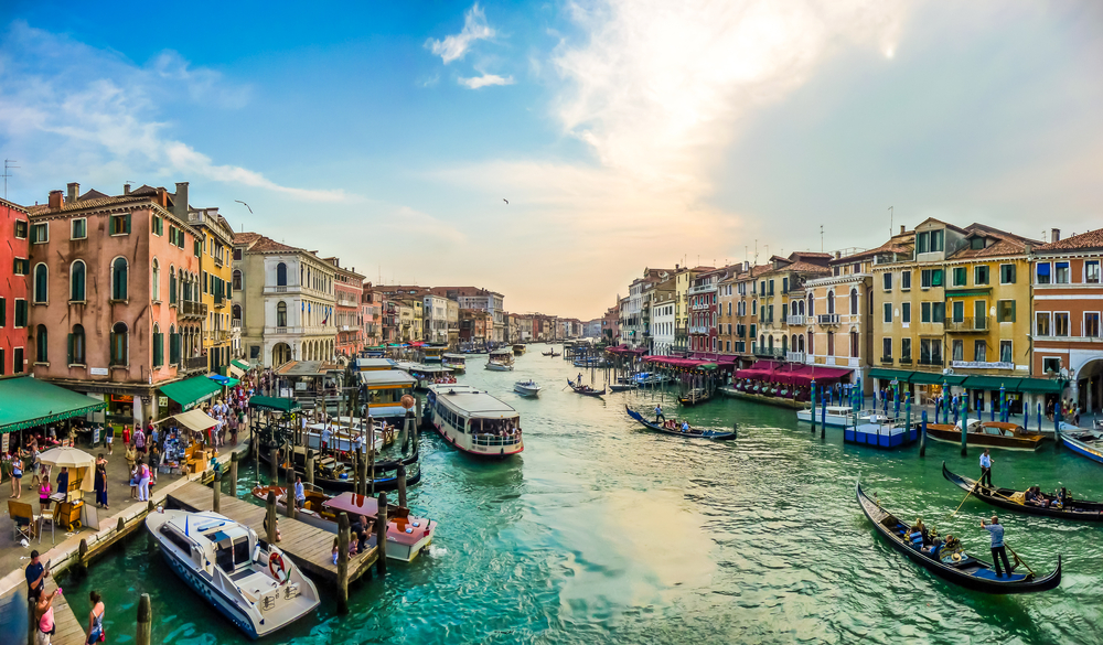 Gran Canal de Venecia desde el Puente de Rialto